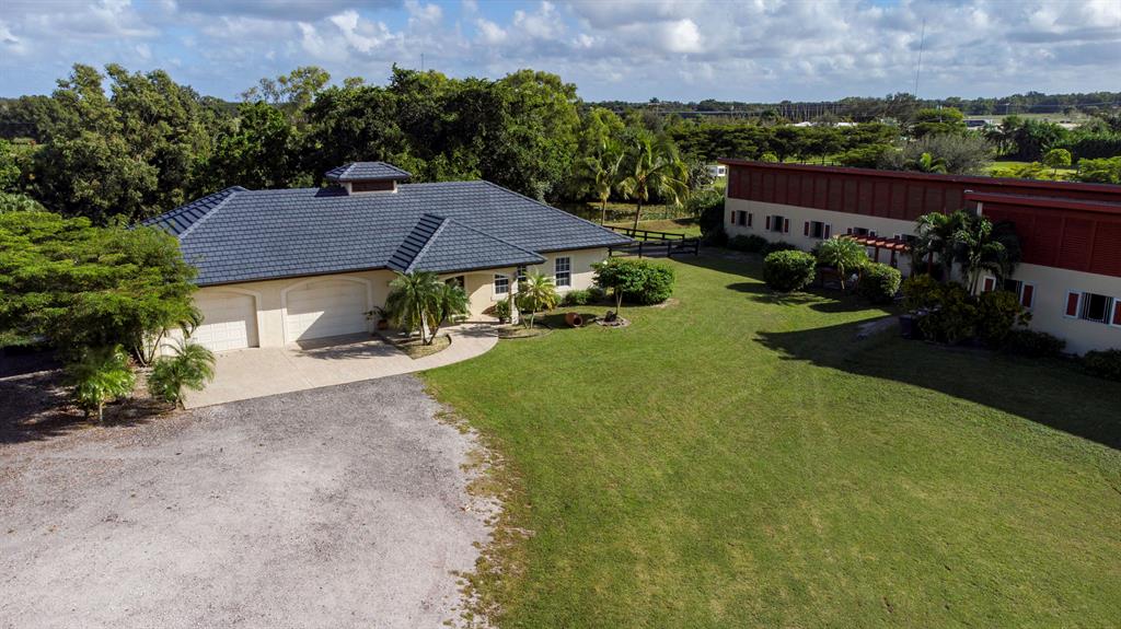 PALM BEACH POINT EAST - Residential