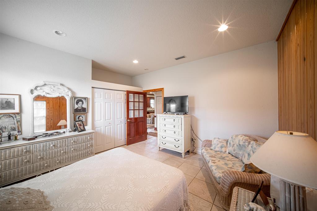 PALM BEACH POINT EAST - Residential