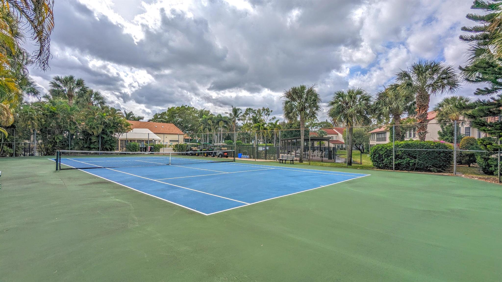 LUCERNE PARK CONDOS 1, 1A - Residential