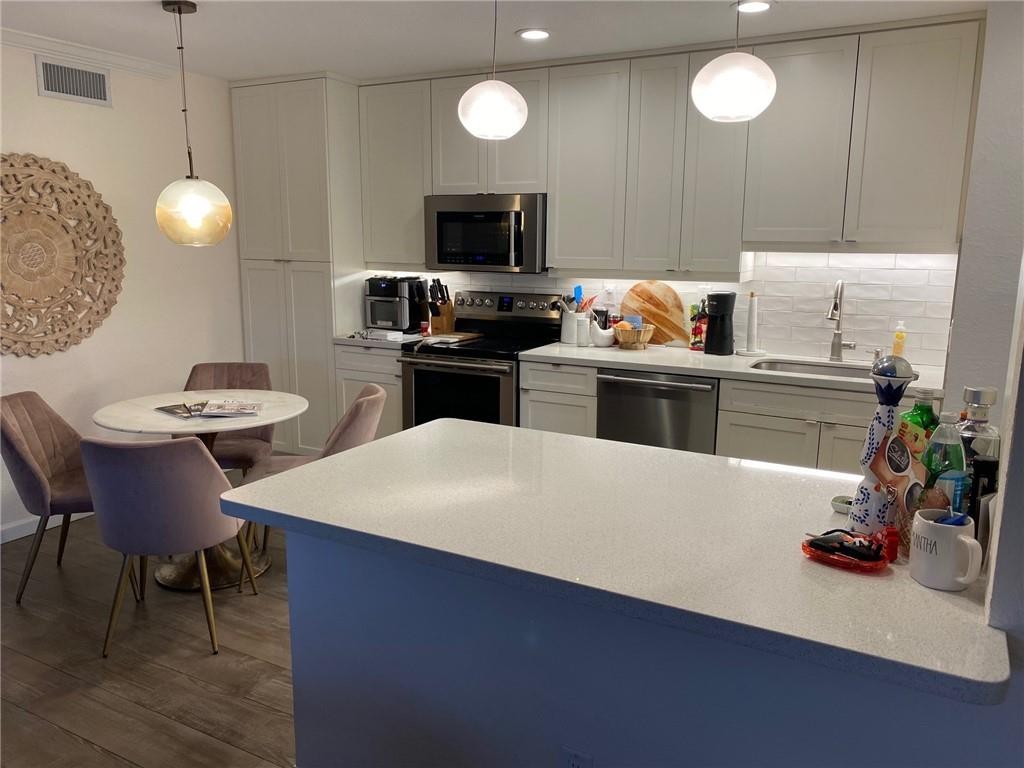 Coral Ridge Colony - Residential