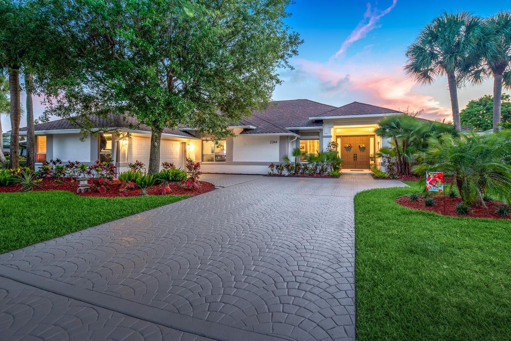 Photo of 2344 SW Danforth Circle, Palm City, FL 34990 (MLS # R10993647)