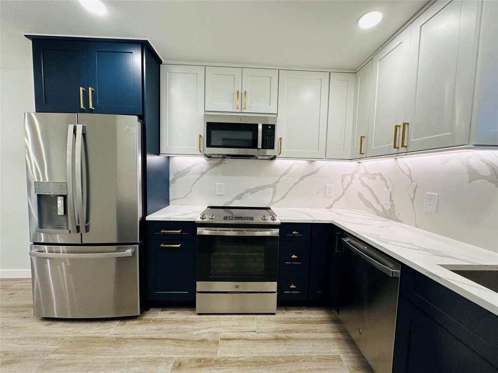 COVE VILLAGE CONDO - Residential