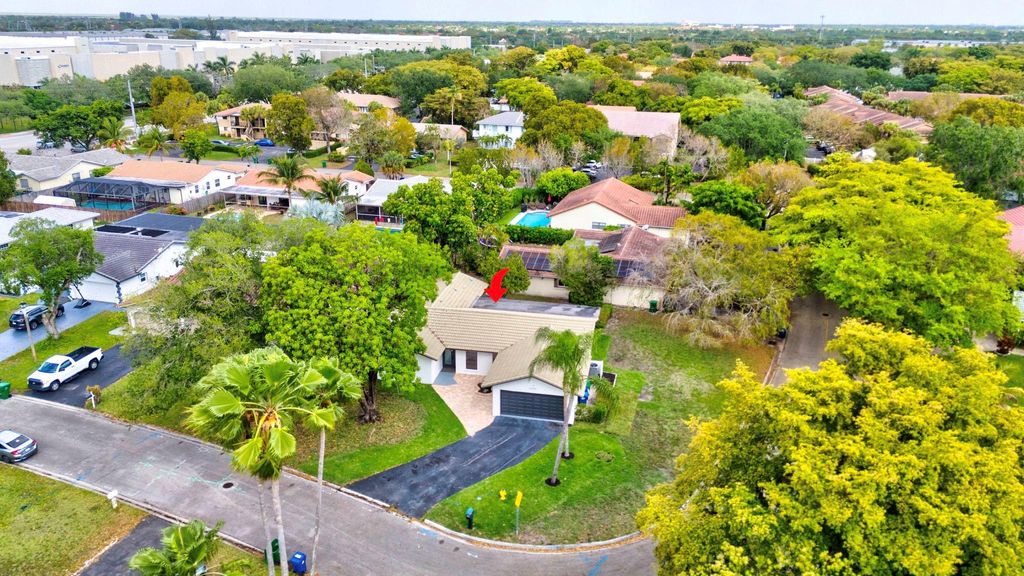 Photo of 4060 NW 115th Avenue, Coral Springs, FL 33065 (MLS # F10507735)
