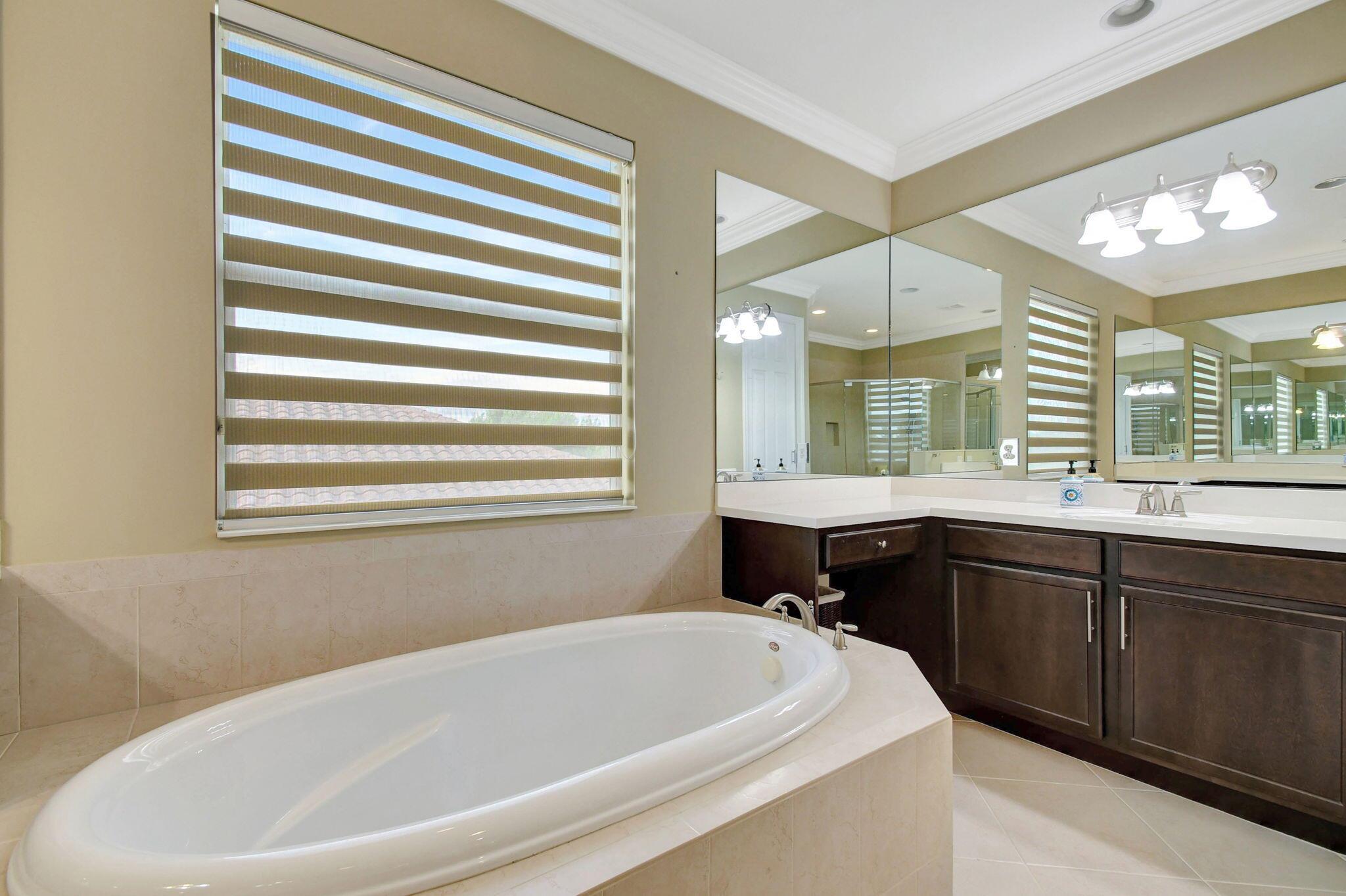 PORTOSOL - Residential