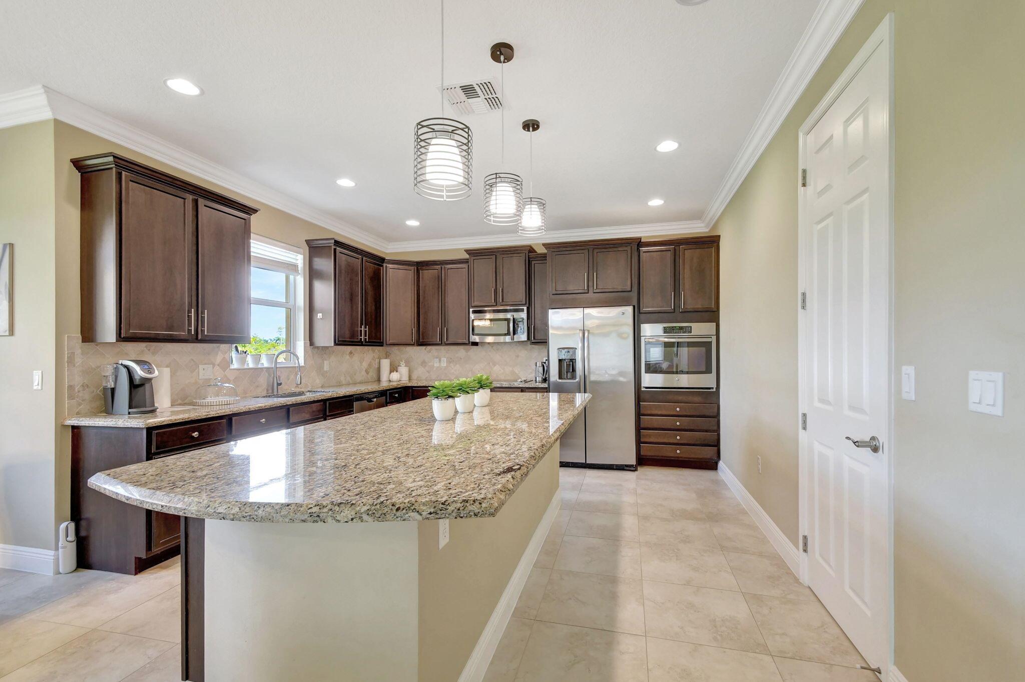 PORTOSOL - Residential