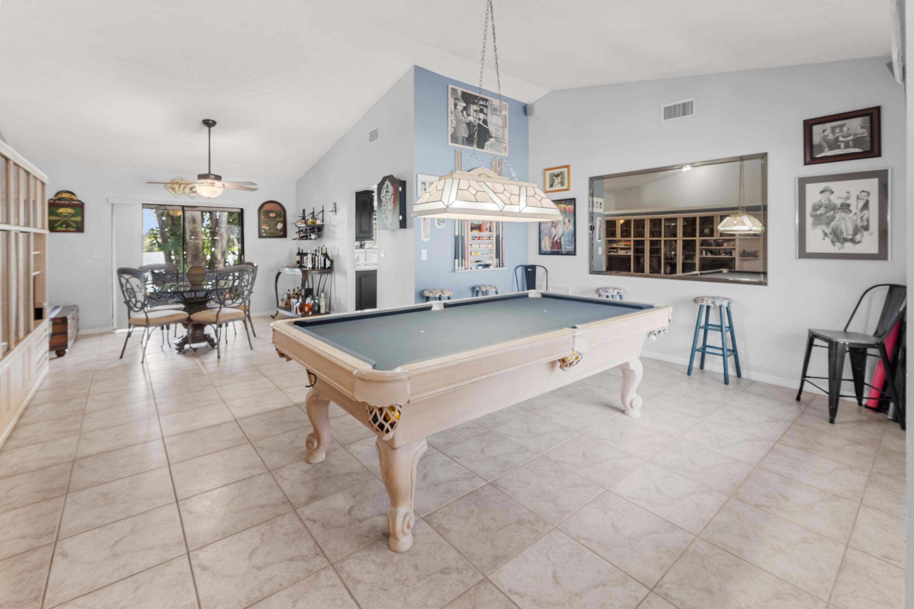 HUNTINGTON WOODS - Residential