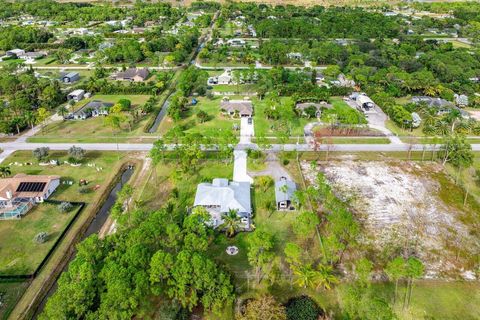 A home in Loxahatchee