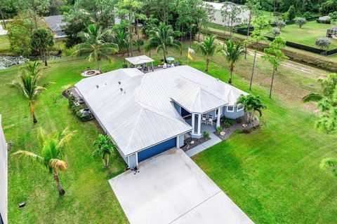 A home in Loxahatchee