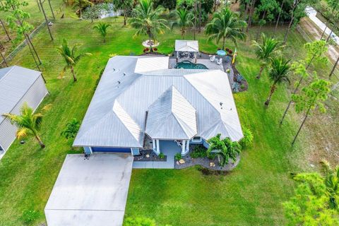 A home in Loxahatchee