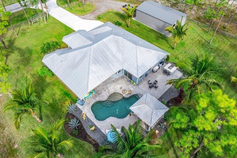 A home in Loxahatchee