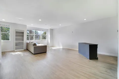 500 Pacific Grove Drive Unit 3, West Palm Beach, FL 33401 - MLS#: R11049904