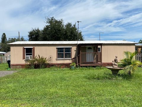 A home in Okeechobee