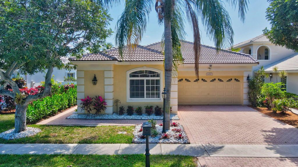 Photo of 6480 Colomera Drive, Boca Raton, FL 33433 (MLS # R10978662)