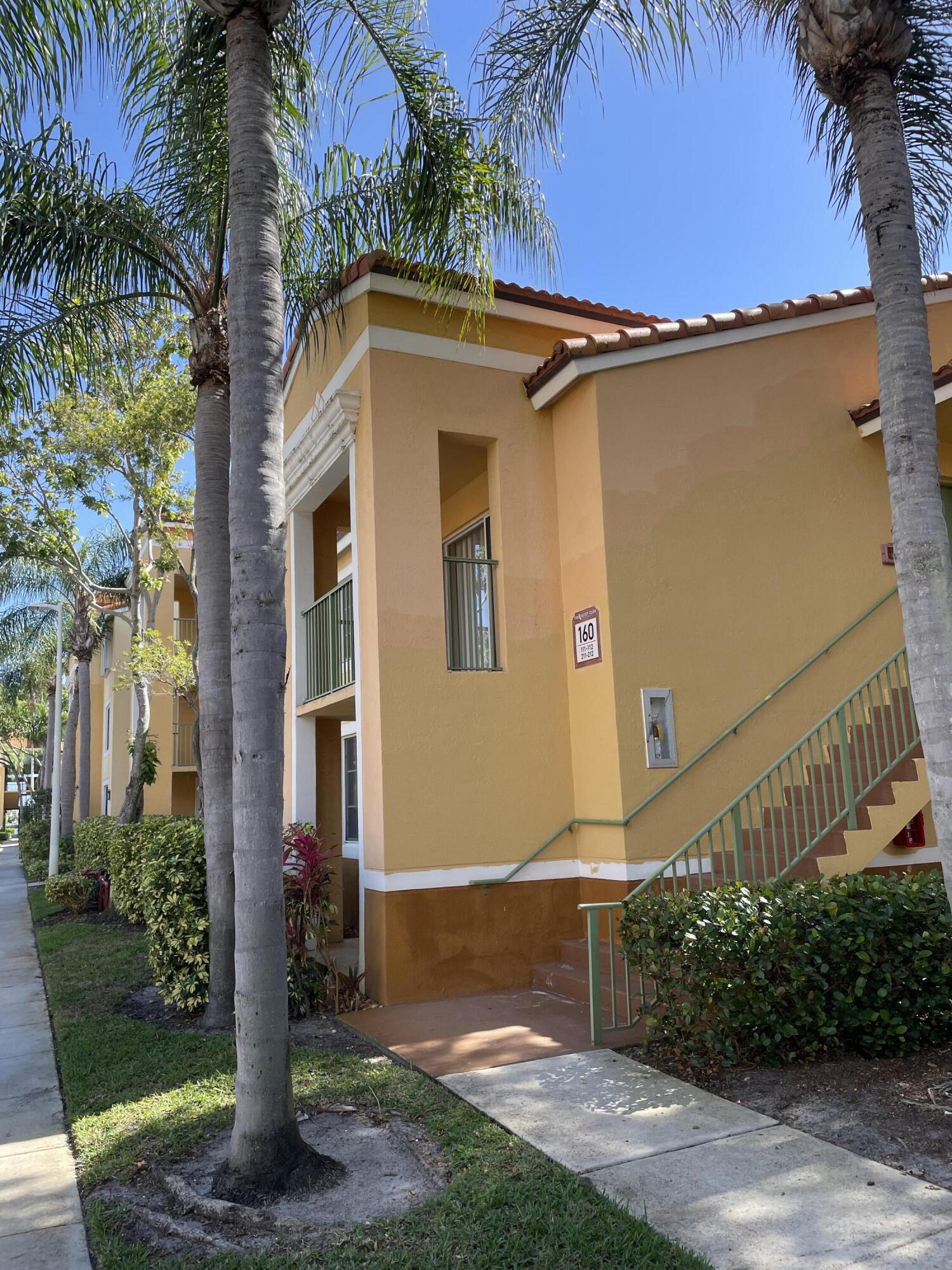 160 Yacht Club Way 211