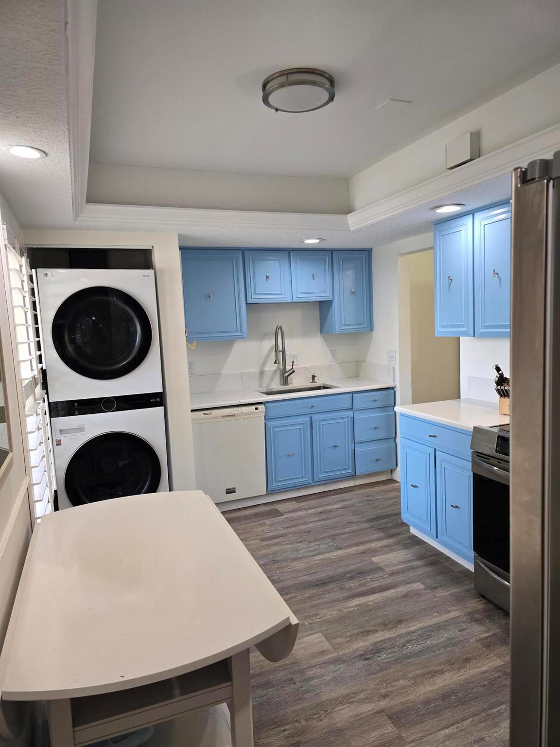 RIVERBEND CONDO - Residential