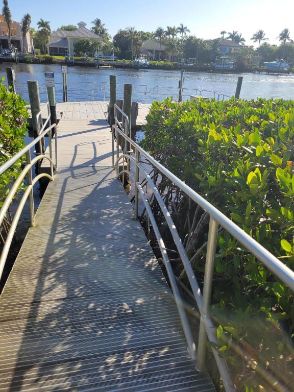 RIVERBEND CONDO - Residential