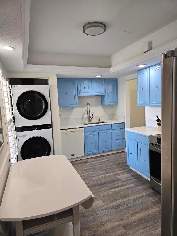 RIVERBEND CONDO - Residential