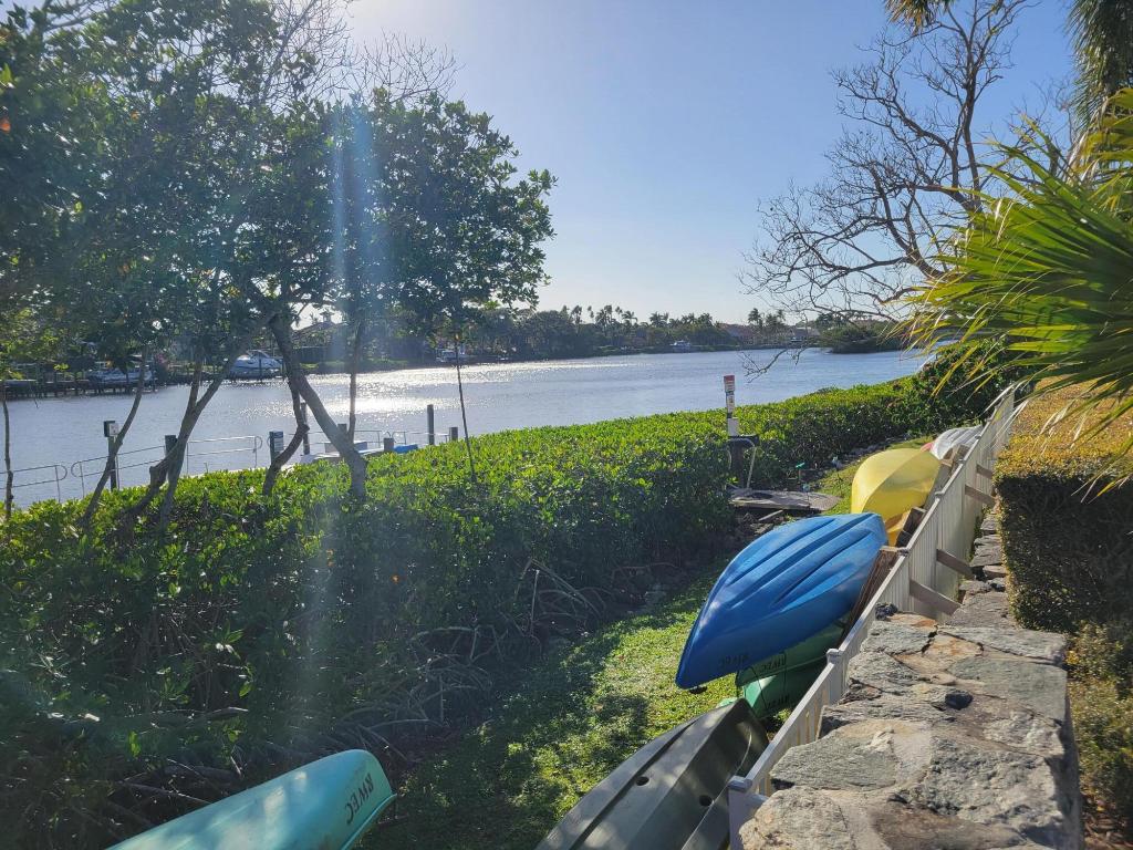 RIVERBEND CONDO - Residential