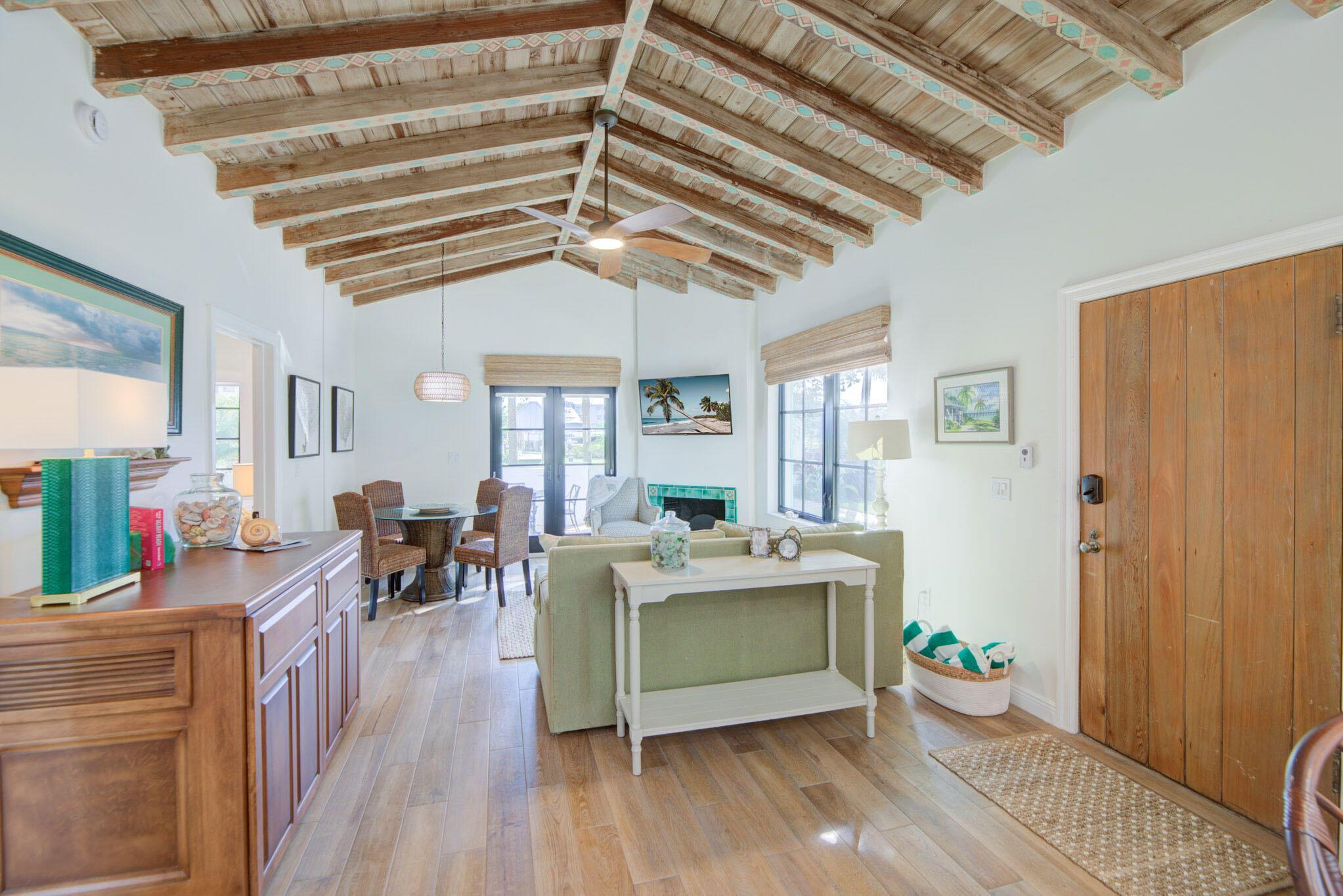 DELRAY TOWN OF - Residential Lease