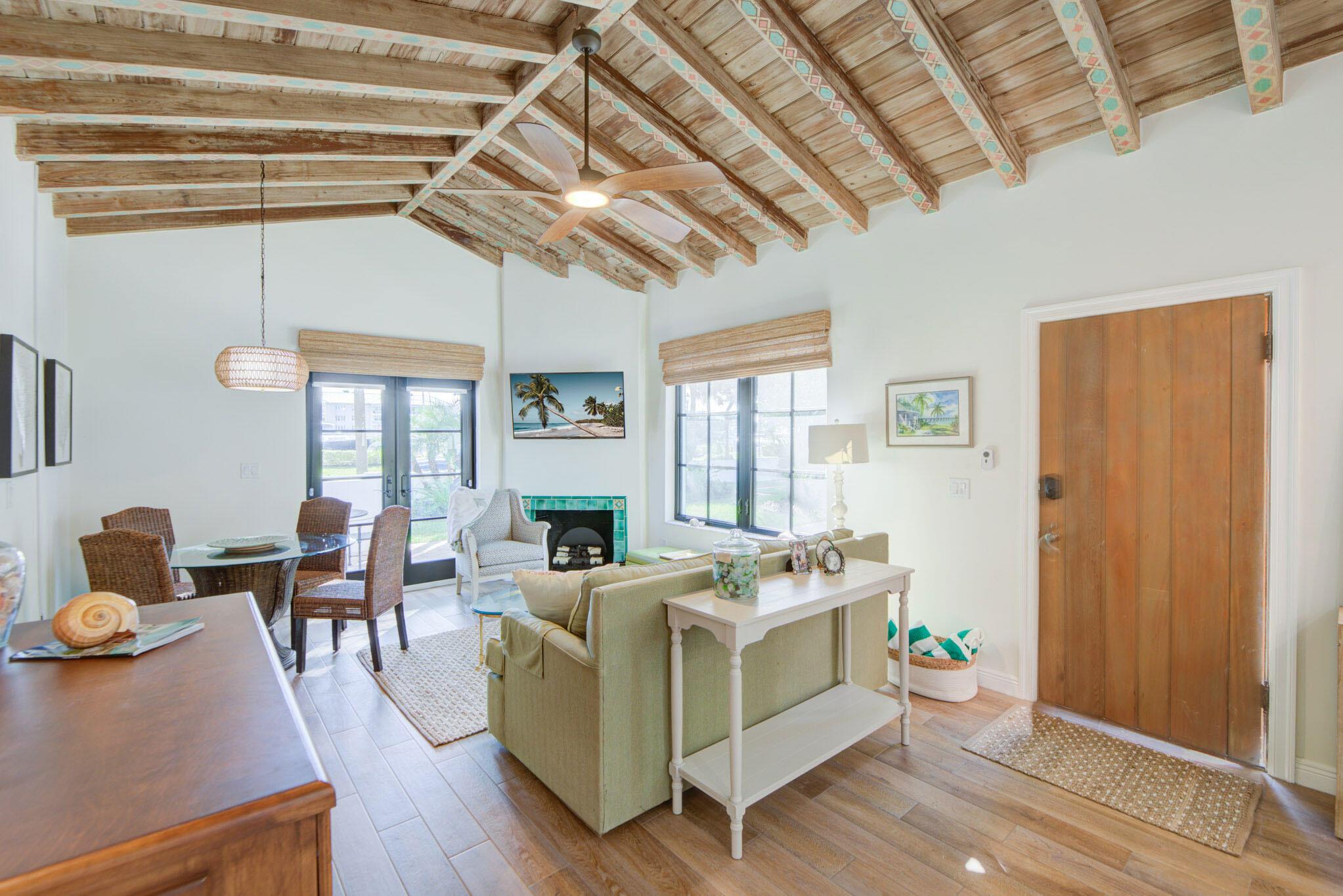 DELRAY TOWN OF - Residential Lease