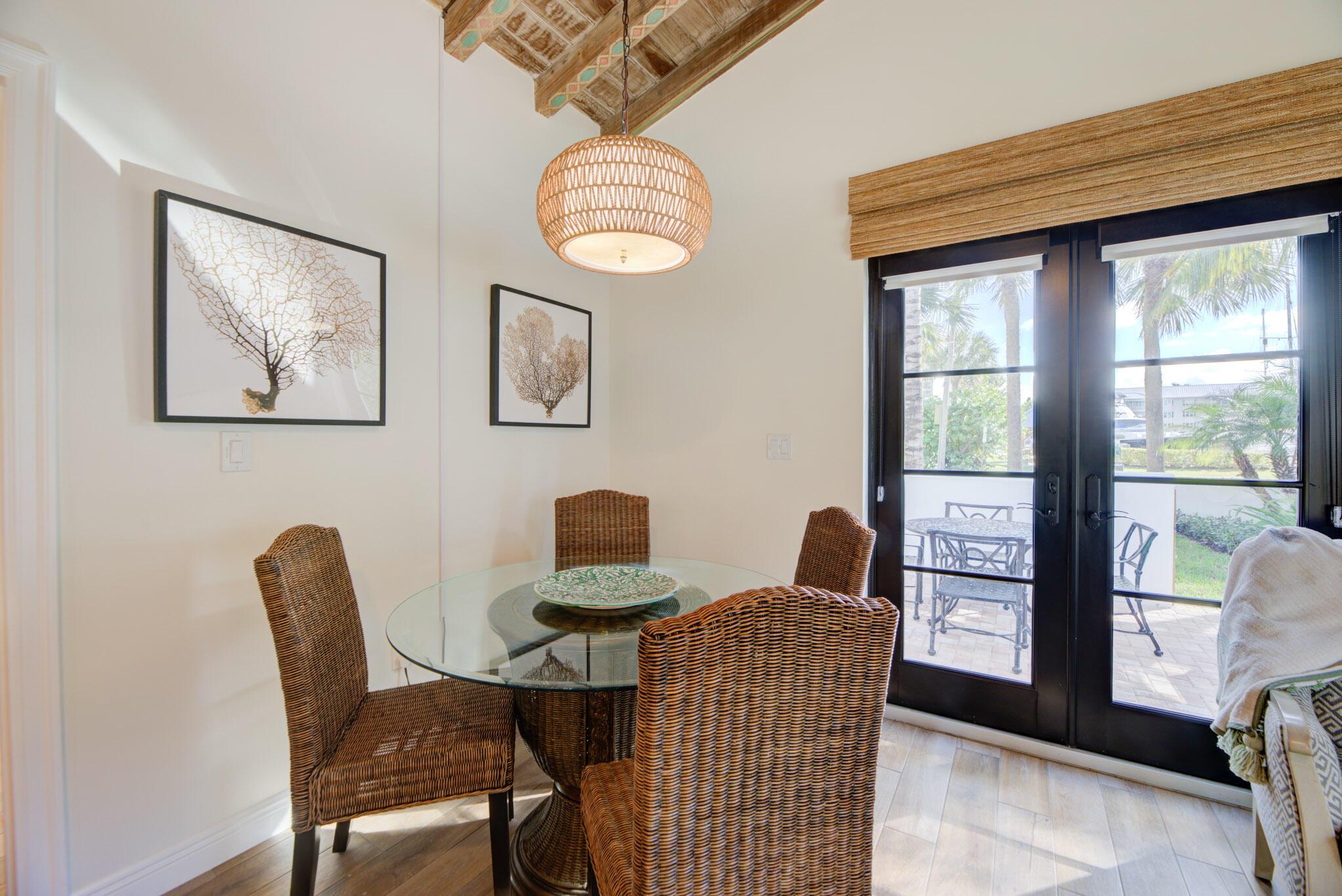 DELRAY TOWN OF - Residential Lease