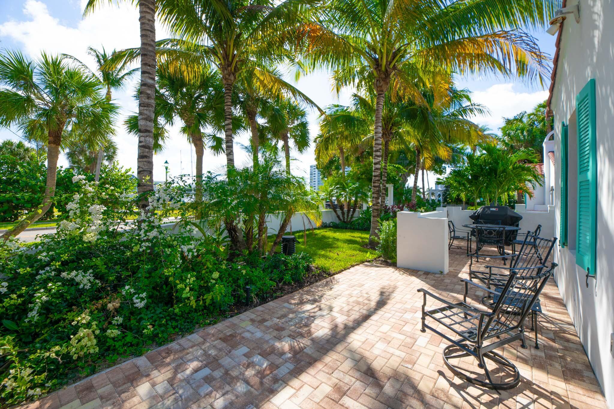 DELRAY TOWN OF - Residential Lease
