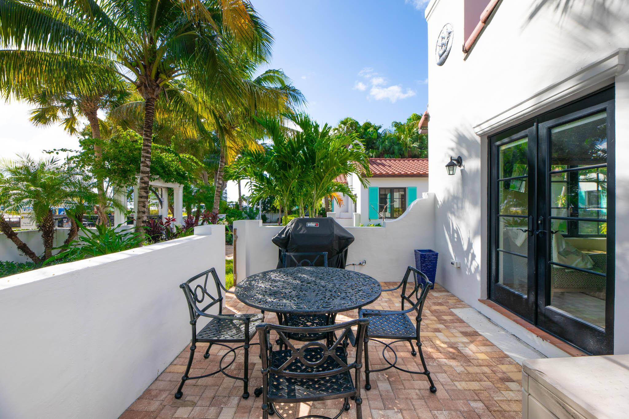 DELRAY TOWN OF - Residential Lease