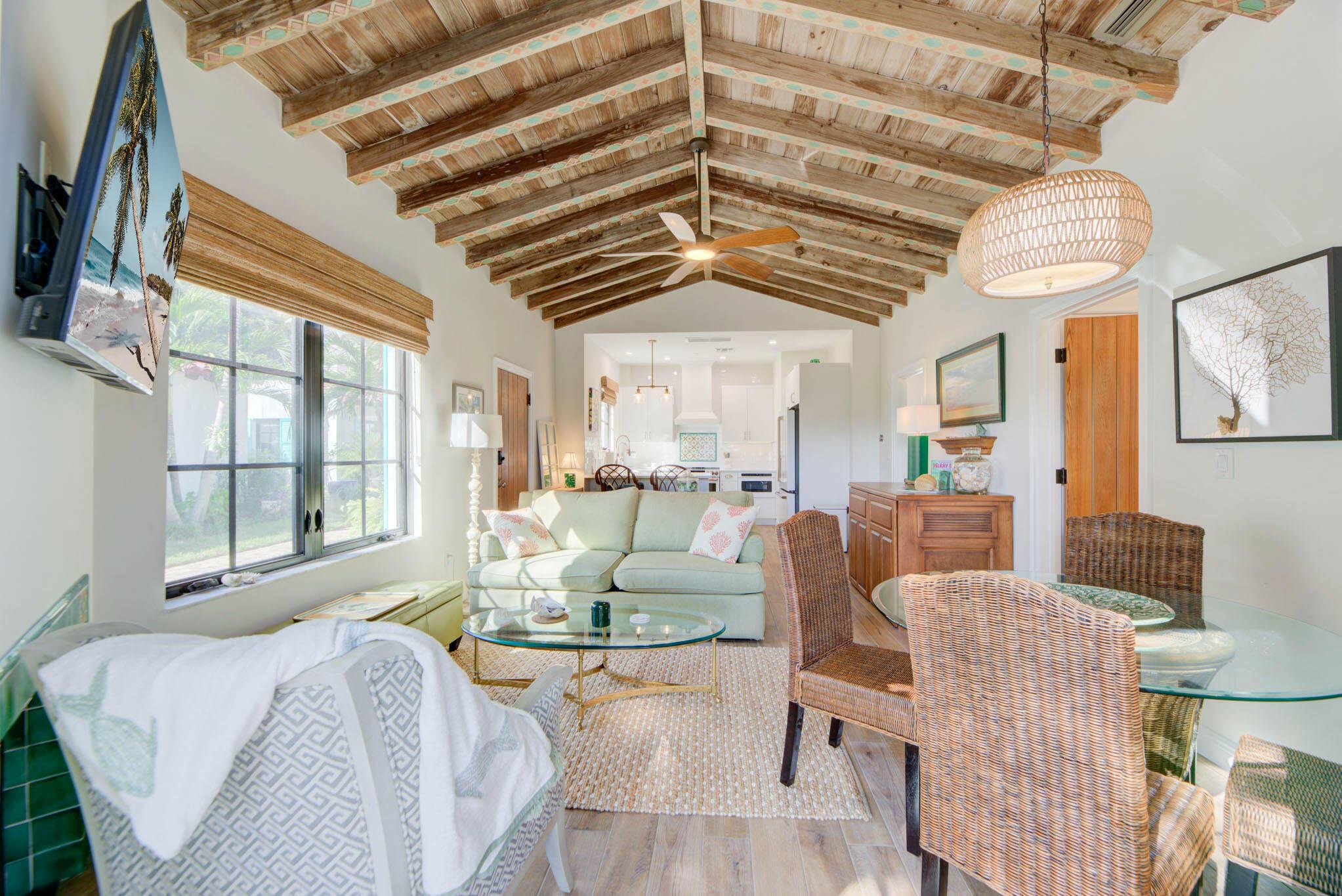 DELRAY TOWN OF - Residential Lease