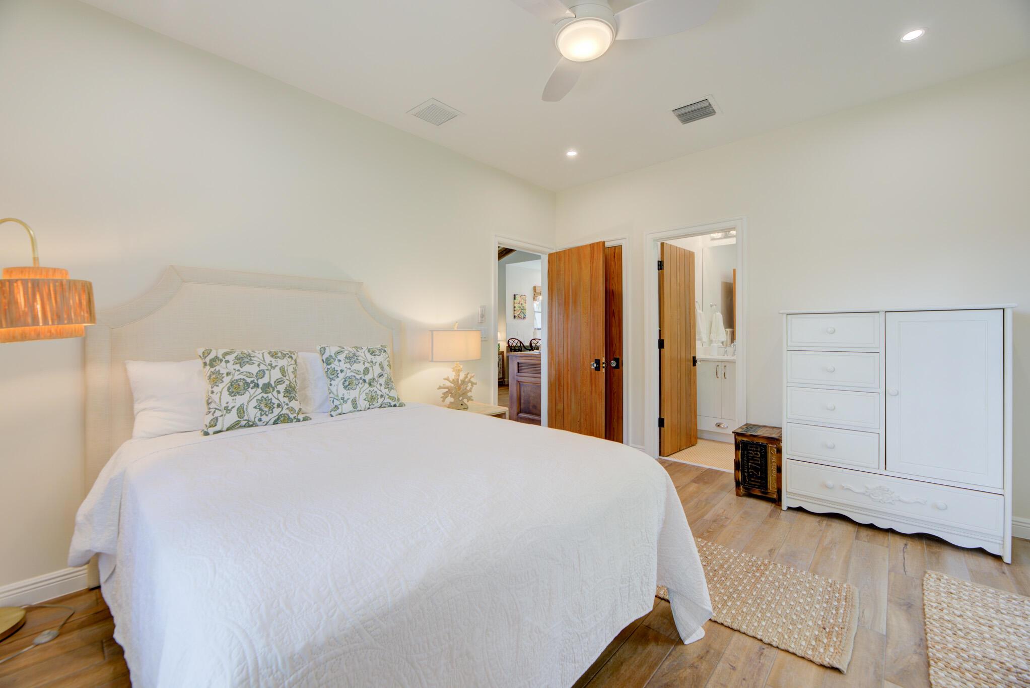 DELRAY TOWN OF - Residential Lease