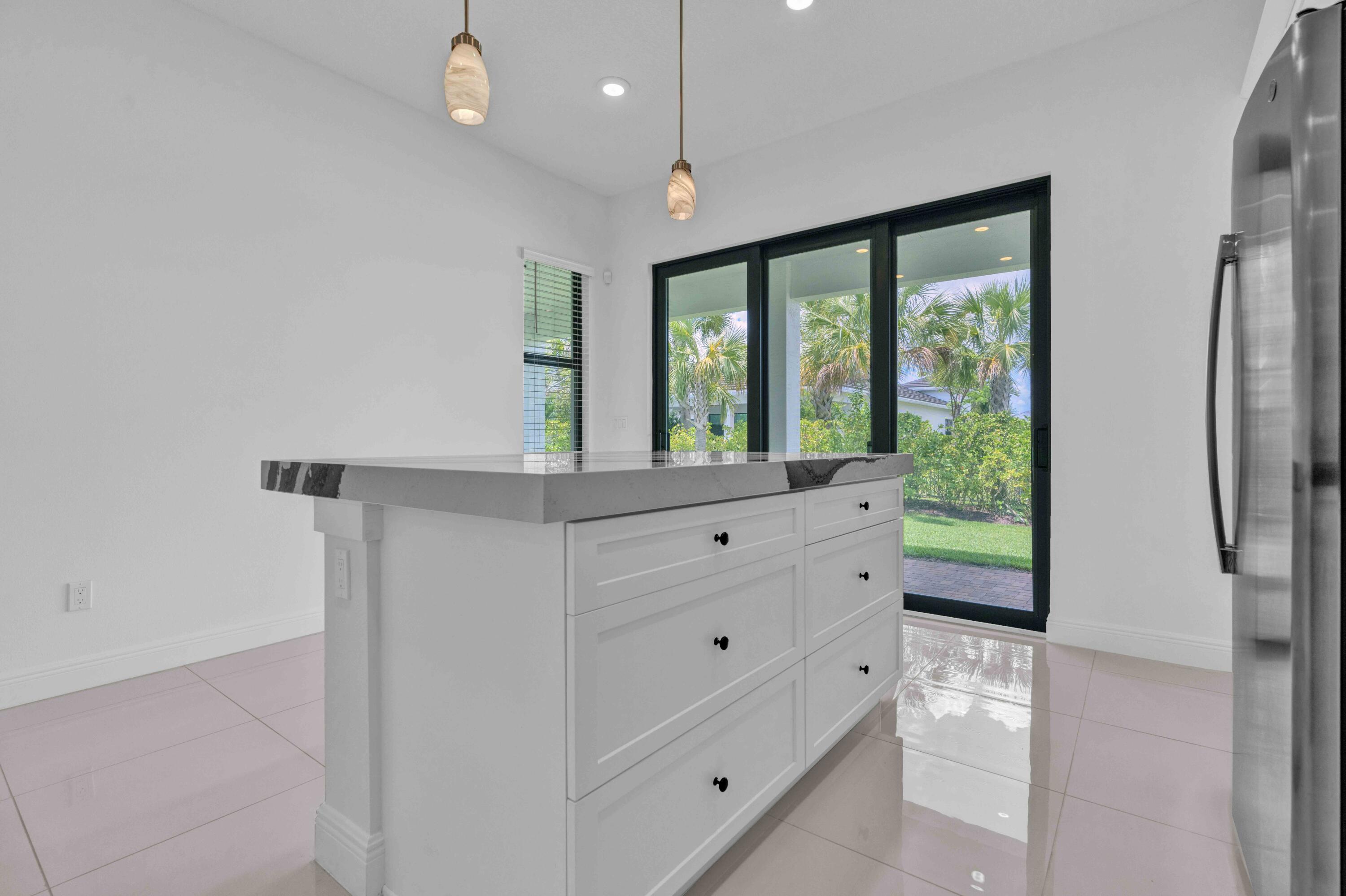CRESSWIND PALM BEACH - Residential