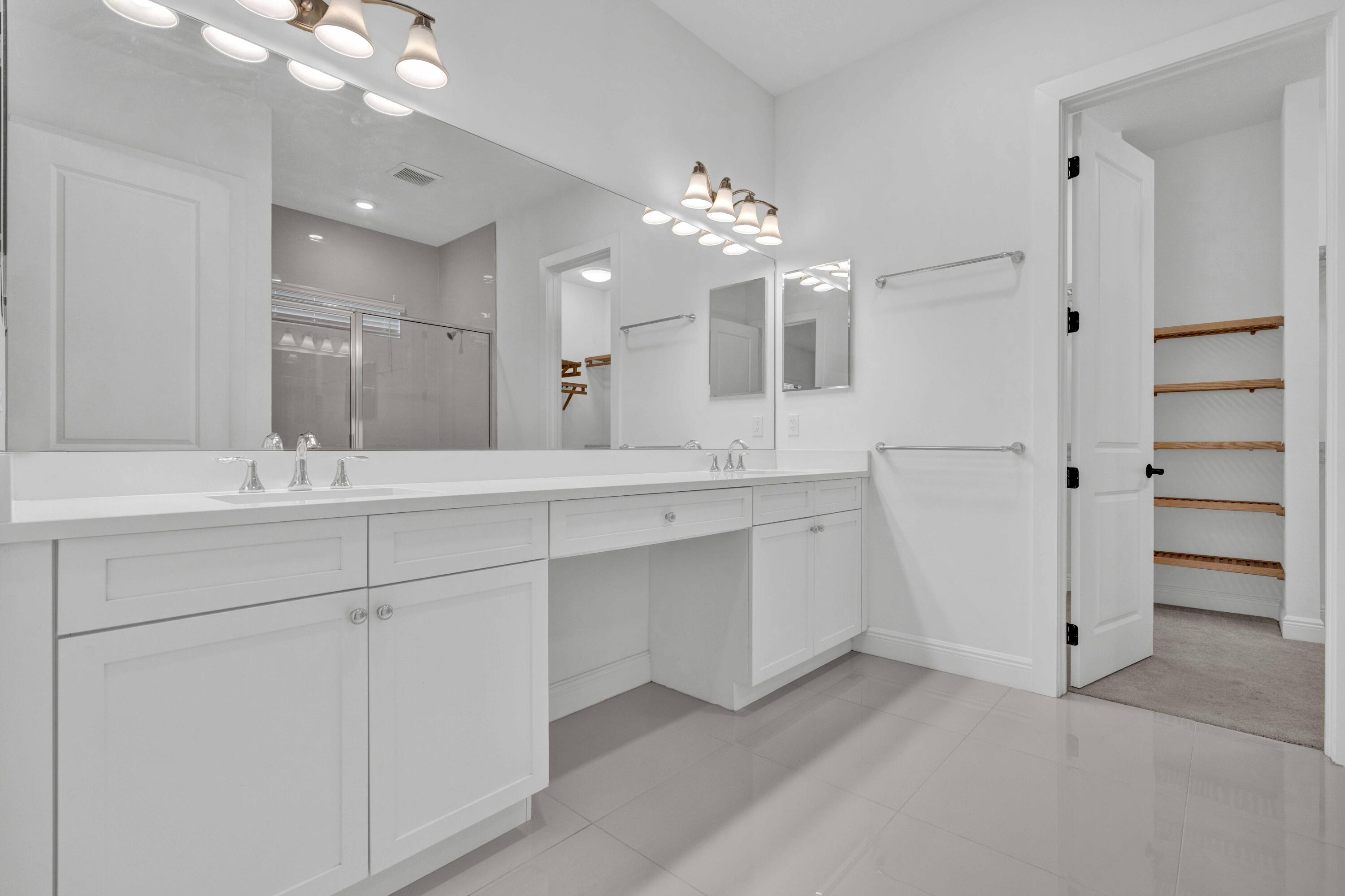 CRESSWIND PALM BEACH - Residential