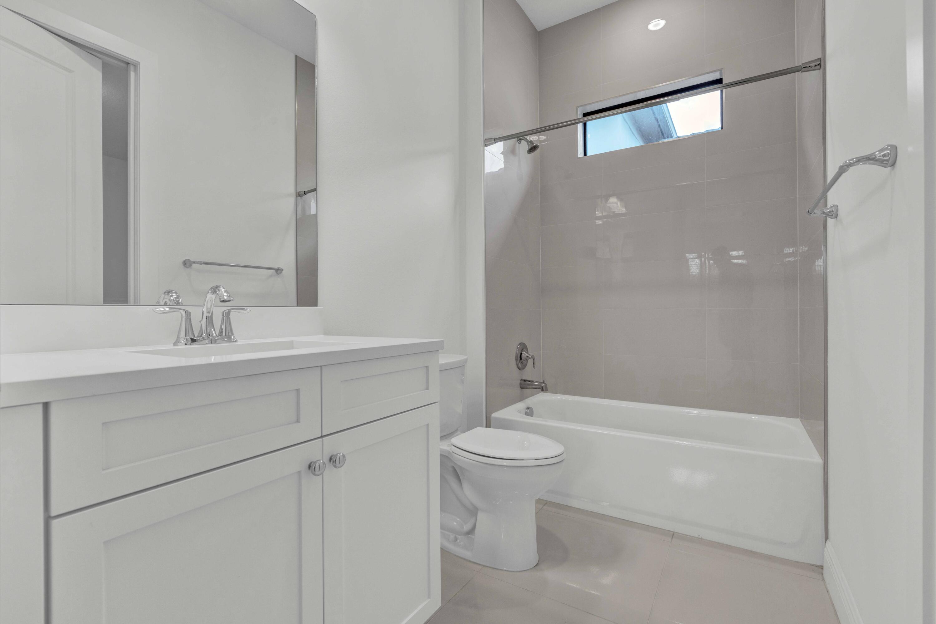 CRESSWIND PALM BEACH - Residential