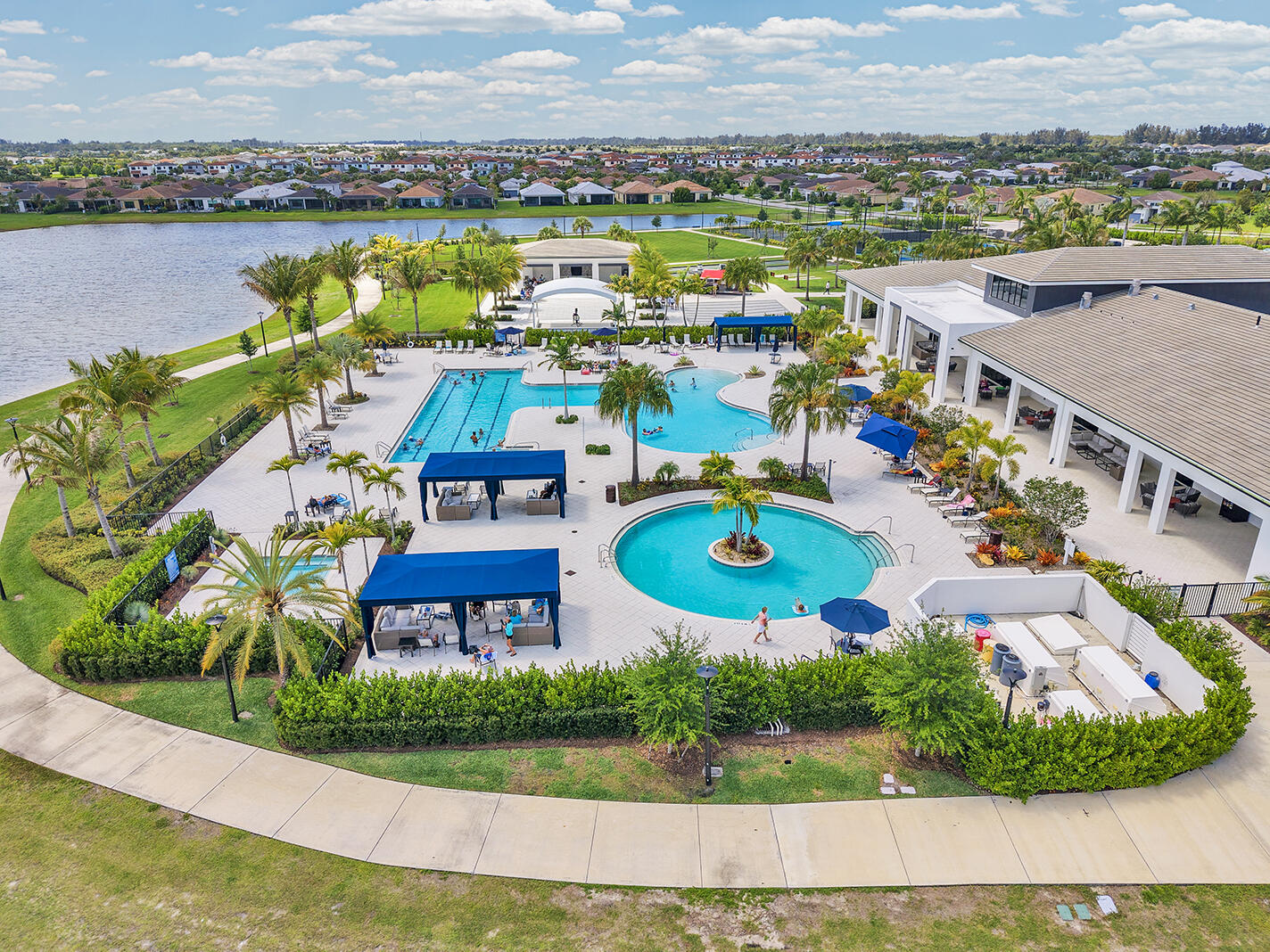 CRESSWIND PALM BEACH - Residential