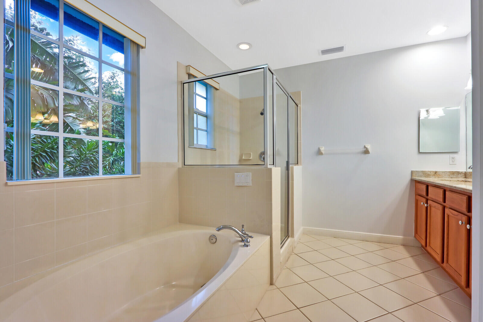 EVERGRENE PCD 5 - Residential Lease