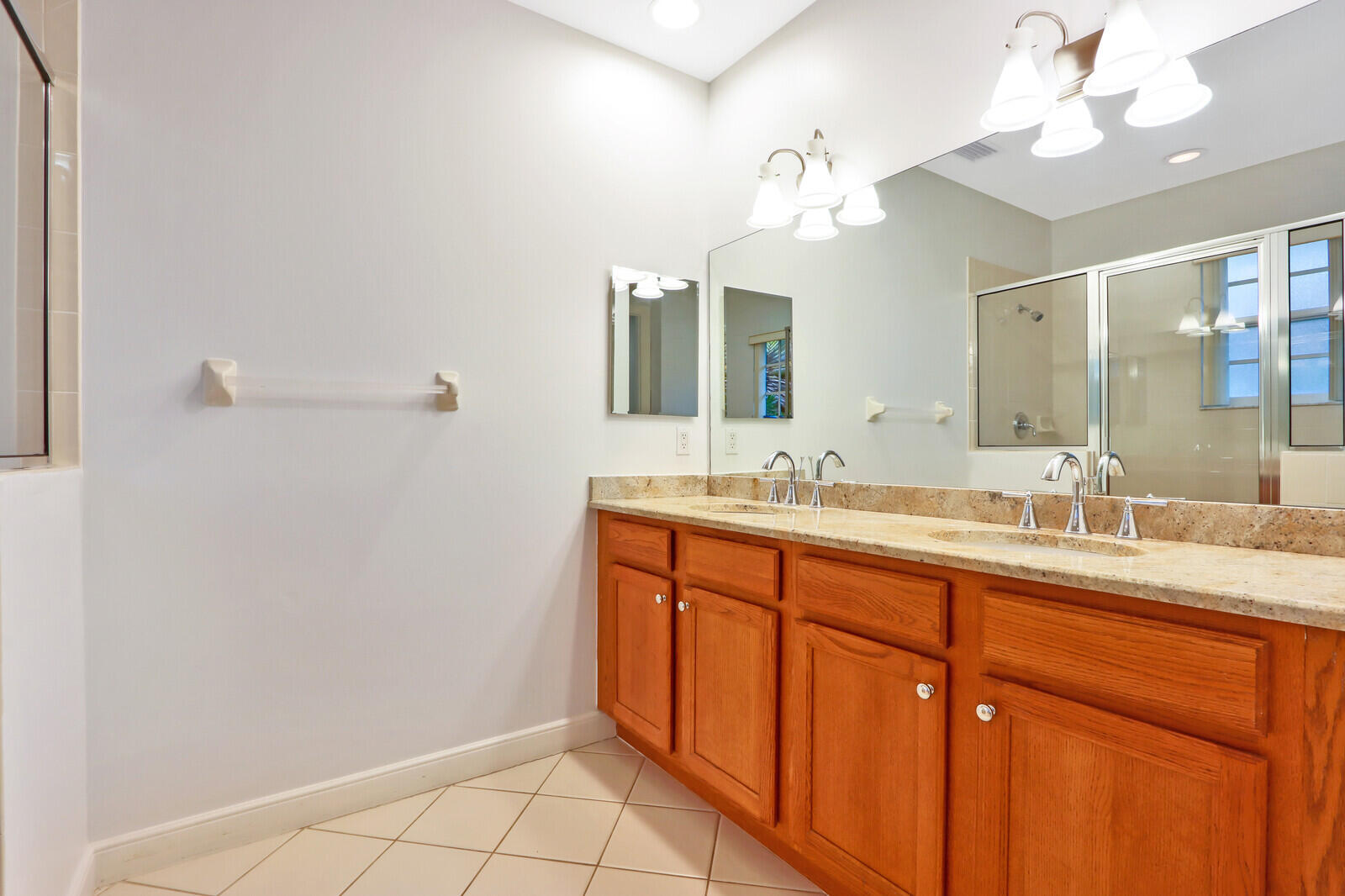 EVERGRENE PCD 5 - Residential Lease
