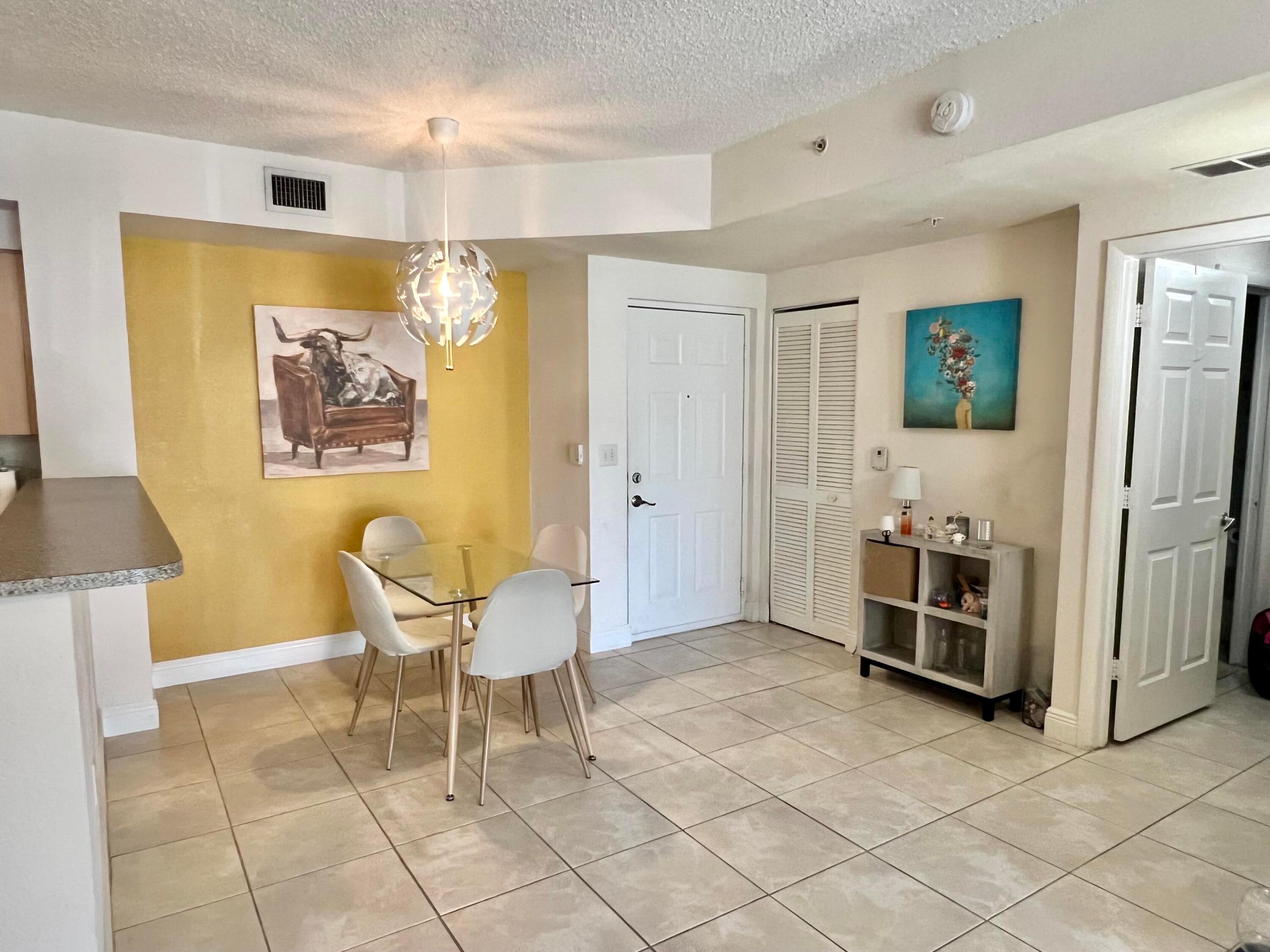 7920 N Nob Hill Road