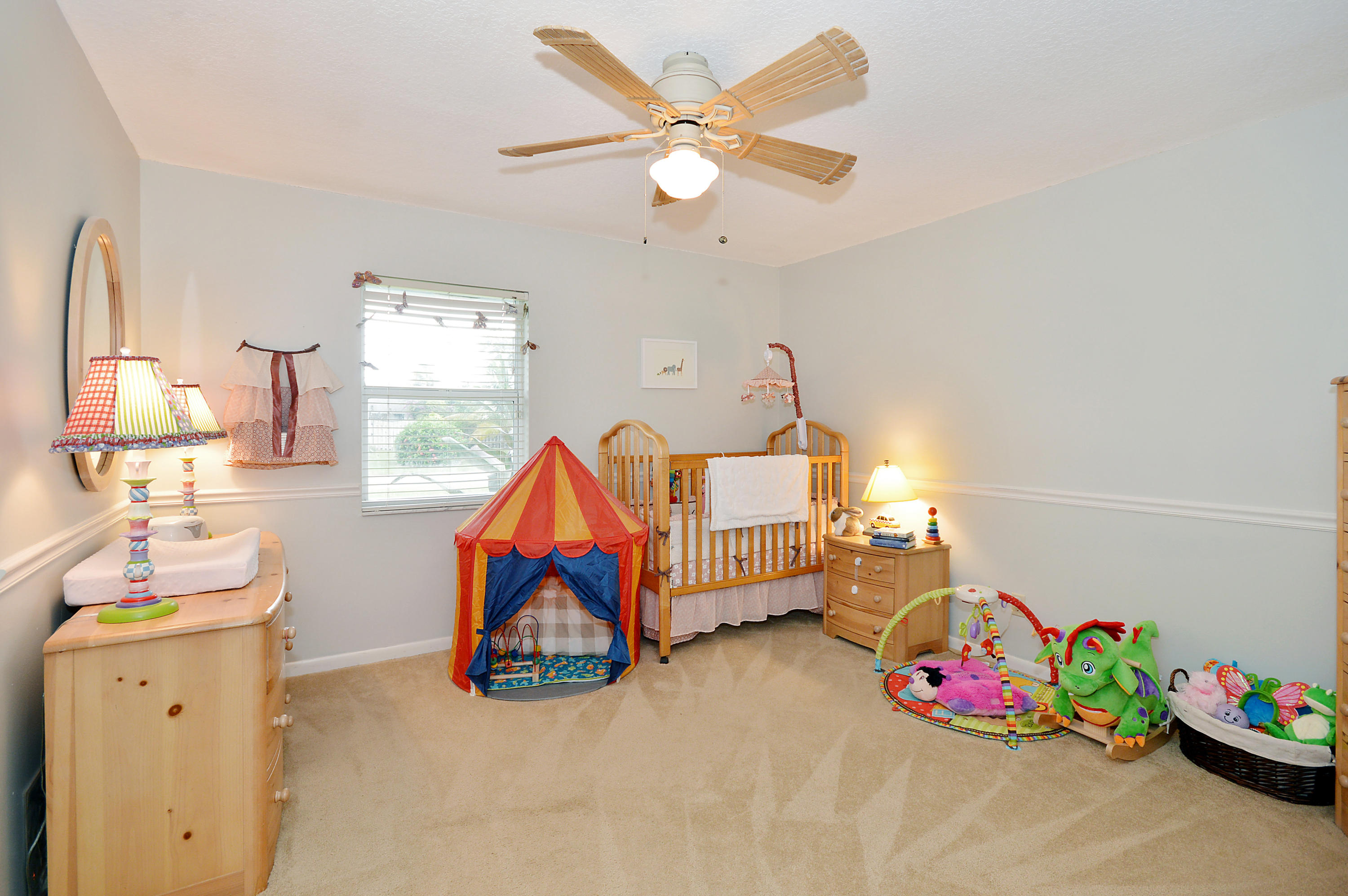 TROPIC PALMS - Residential