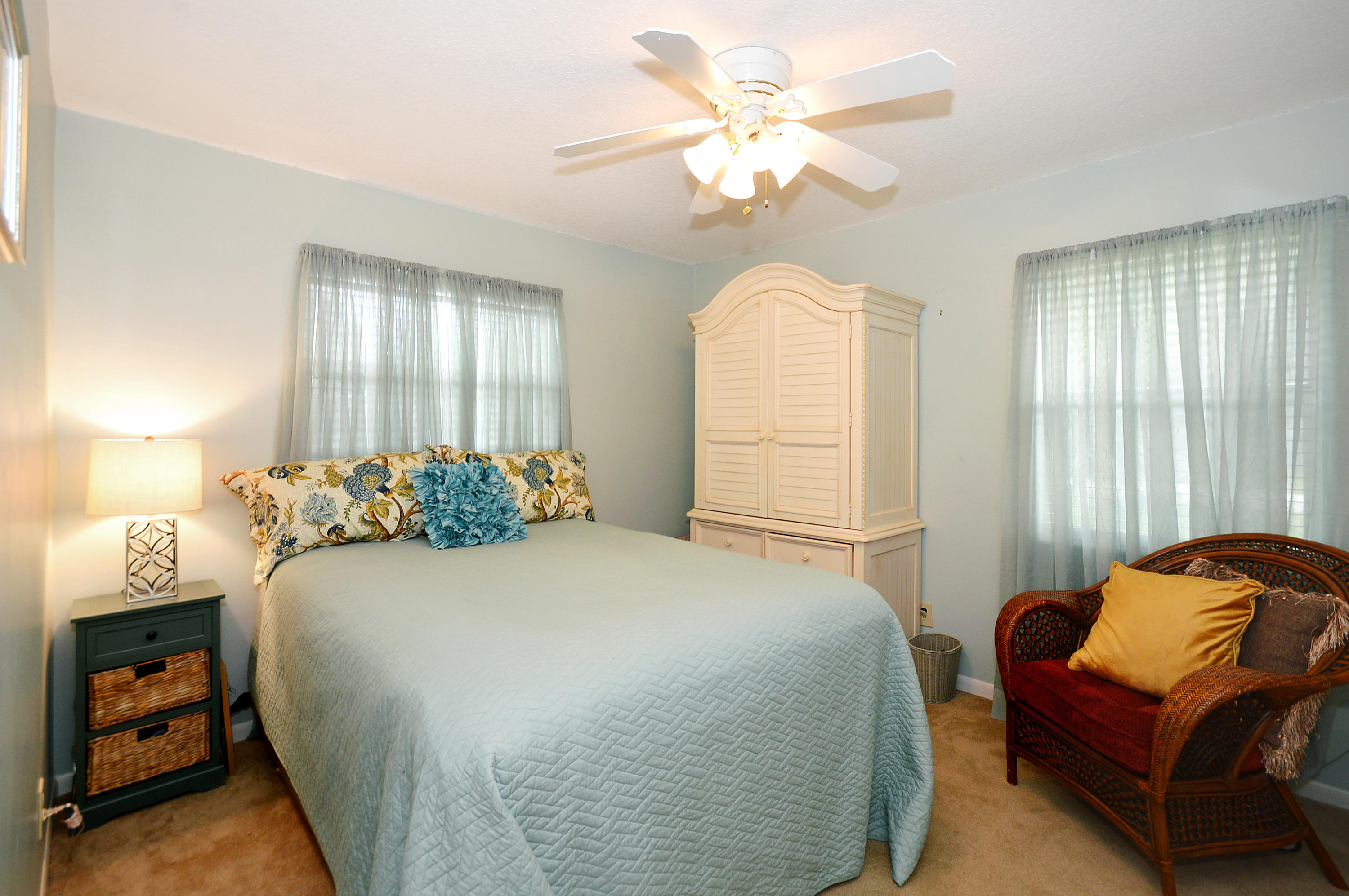 TROPIC PALMS - Residential