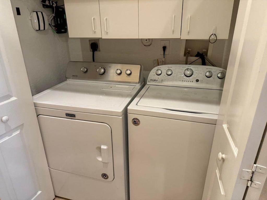 CORAL TRACE - Residential Lease