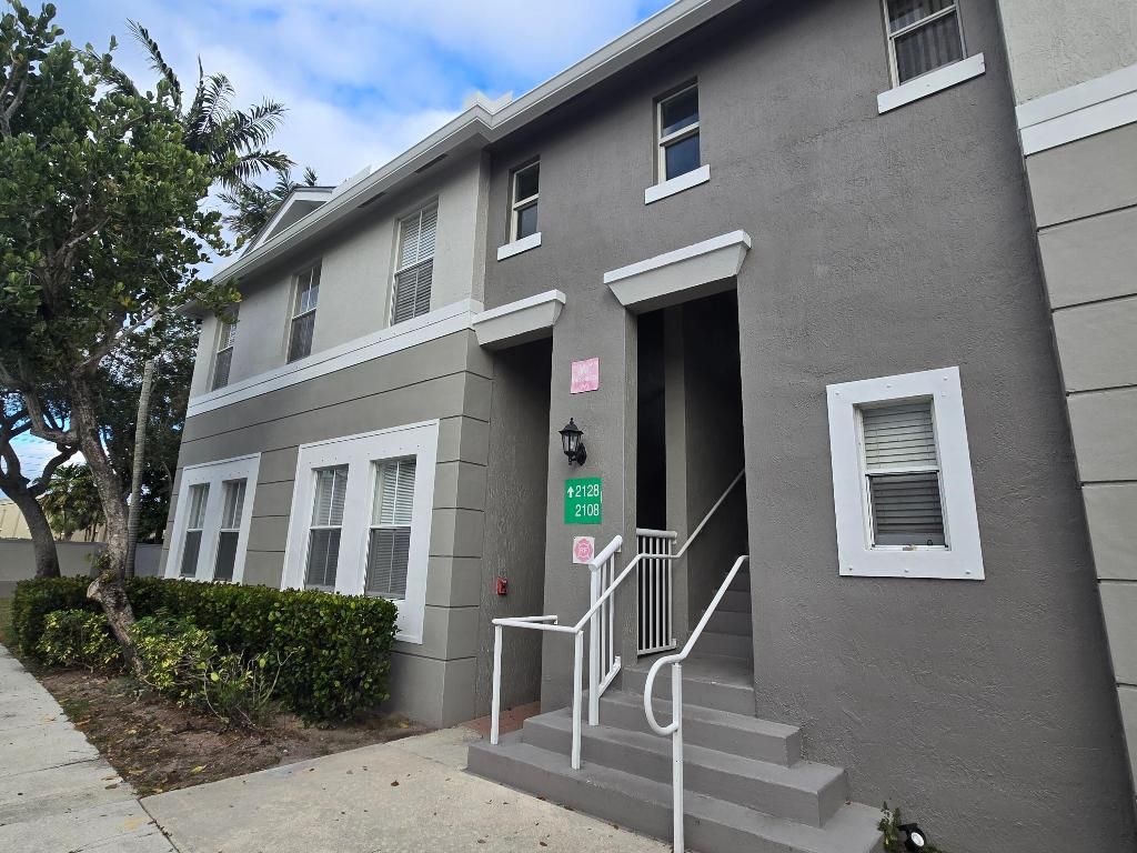 Photo of 2128 Shoma Drive, Royal Palm Beach, FL 33414 (MLS # R11148284)