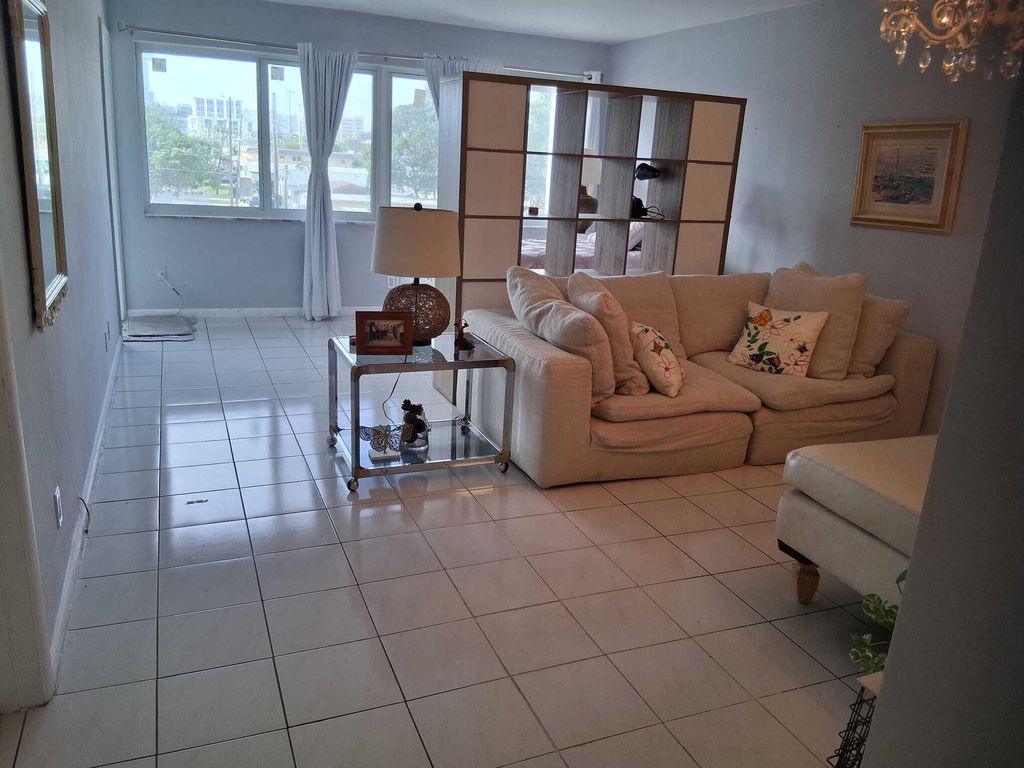 Photo of 329 SE 3rd Street #302s, Hallandale Beach, FL 33009 (MLS # B26017000)