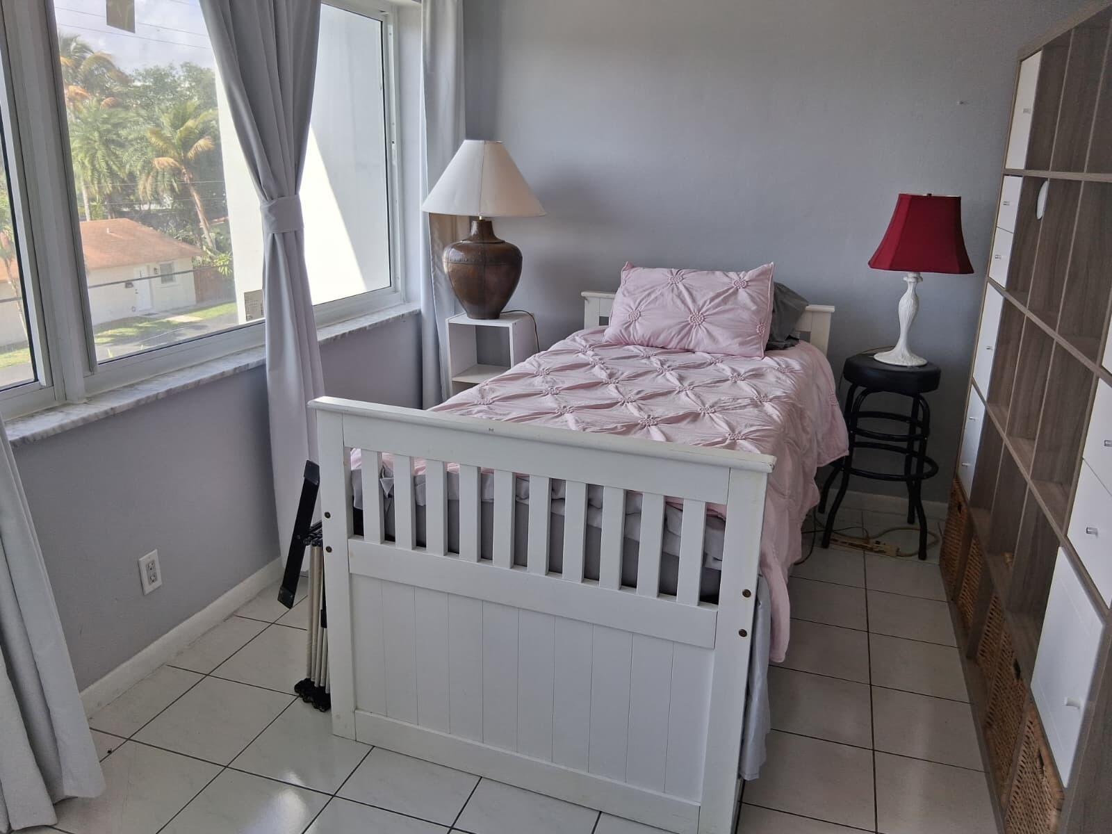 329 SE 3rd Street 302s