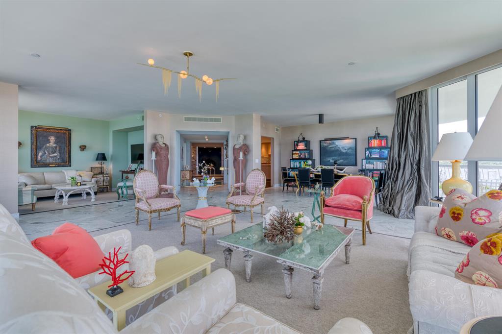 TWENTY ONE HUNDRED CONDO - Residential