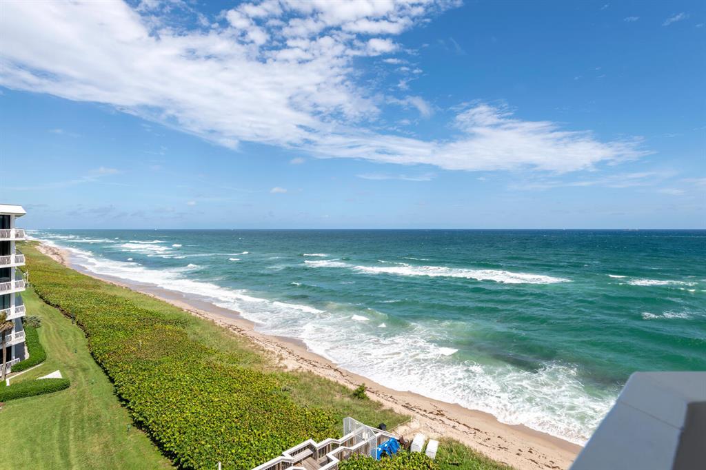 TWENTY ONE HUNDRED CONDO - Residential