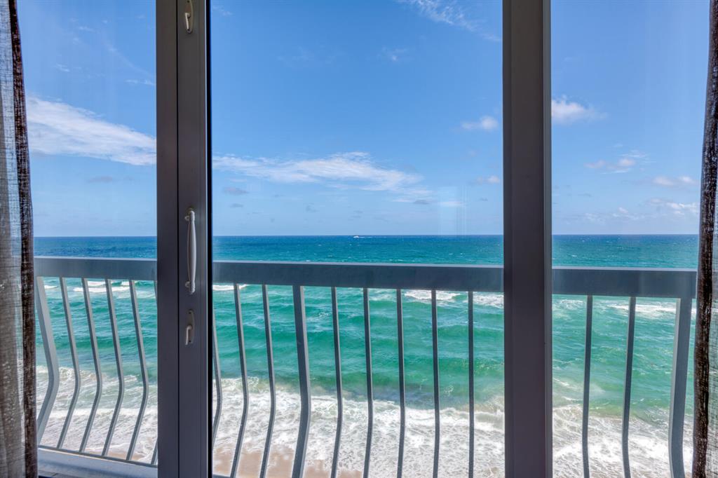 TWENTY ONE HUNDRED CONDO - Residential