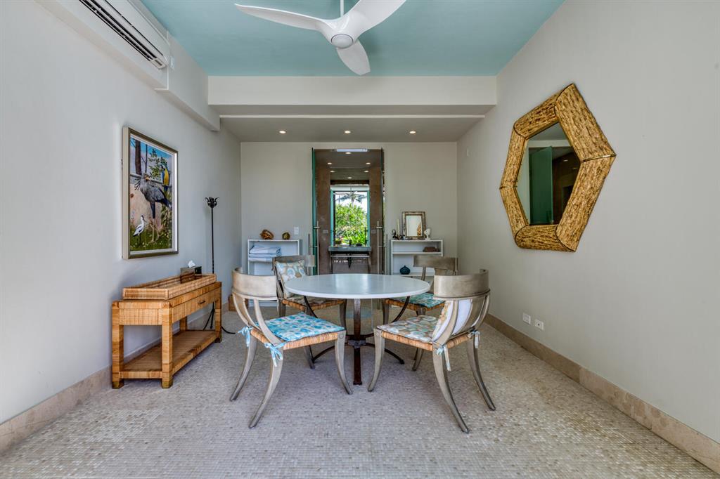 TWENTY ONE HUNDRED CONDO - Residential