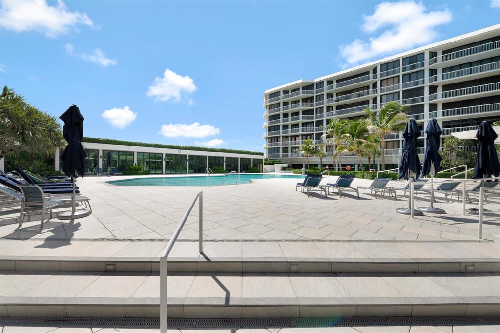 TWENTY ONE HUNDRED CONDO - Residential