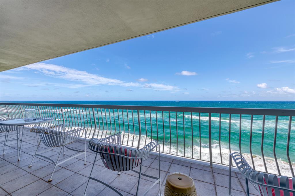 TWENTY ONE HUNDRED CONDO - Residential