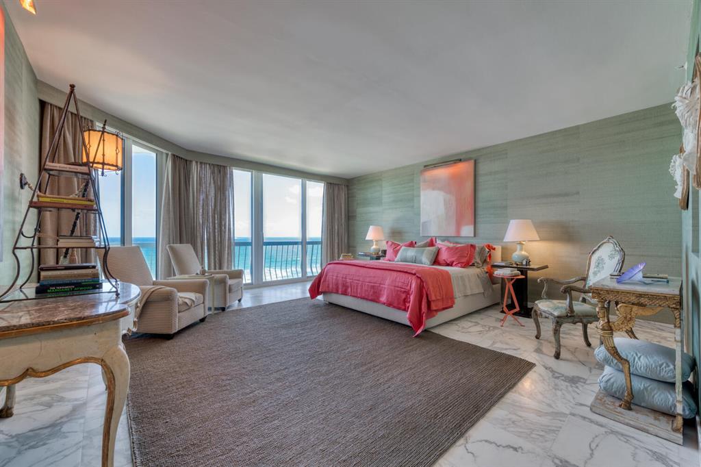 TWENTY ONE HUNDRED CONDO - Residential