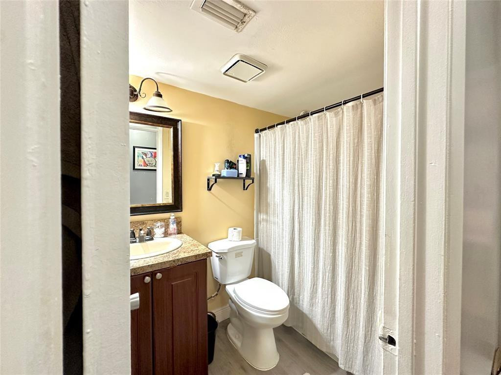 TOWNHOMES OF ORIOLE II - Residential